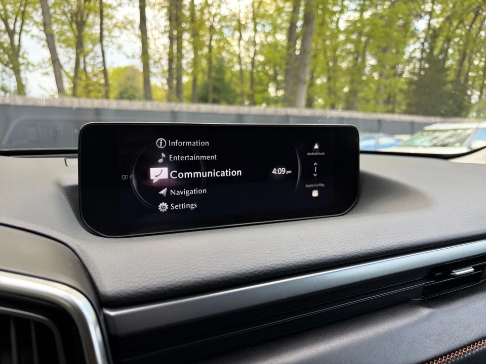 2025 Mazda CX-50 - Image 26 of 31
