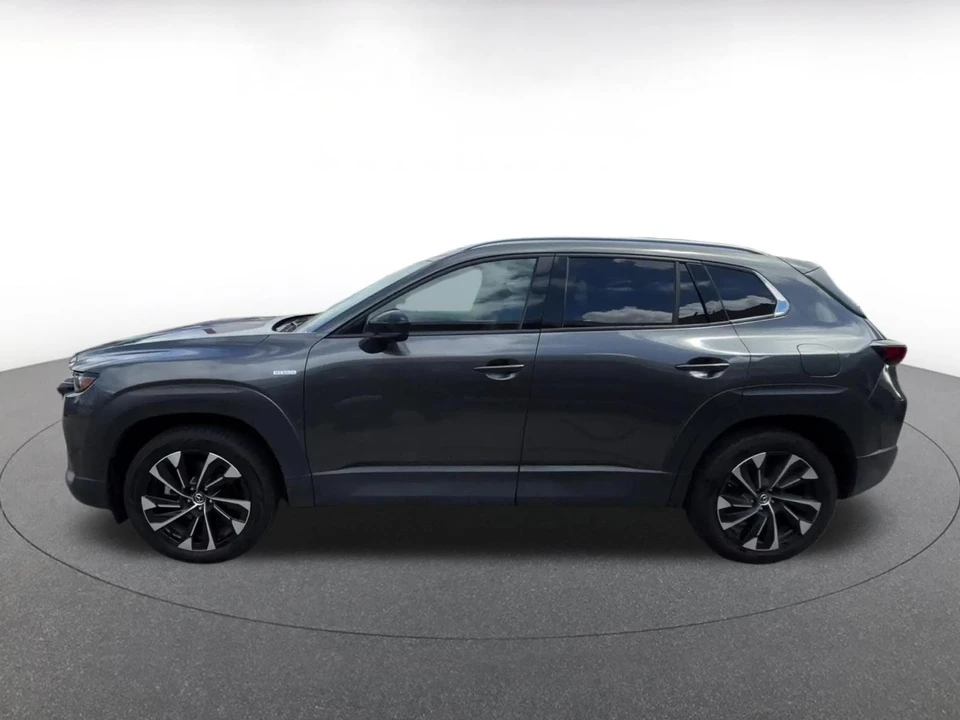 2025 Mazda CX-50 - Image 11 of 31
