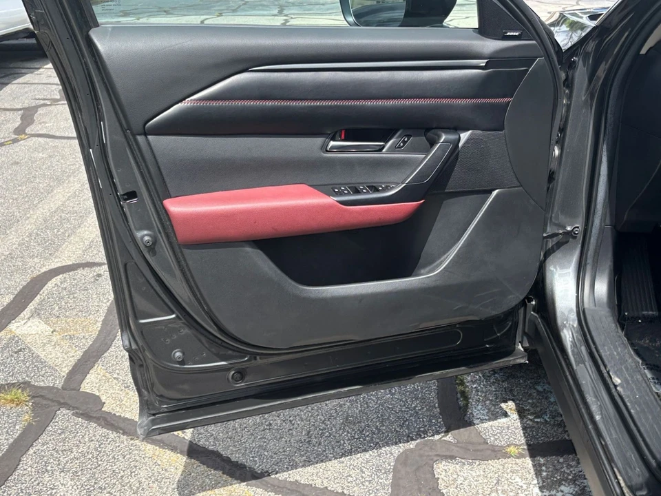 2025 Mazda CX-50 - Image 20 of 31
