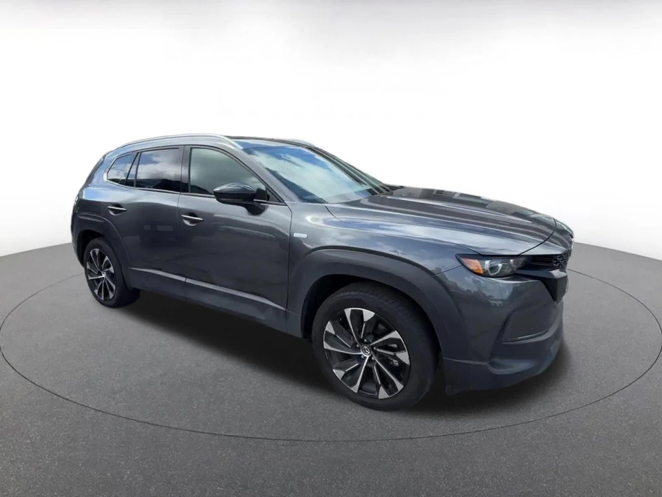 2025 Mazda CX-50 - Image 2 of 31