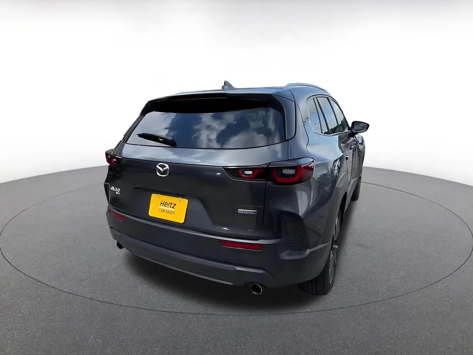 2025 Mazda CX-50 - Image 16 of 31