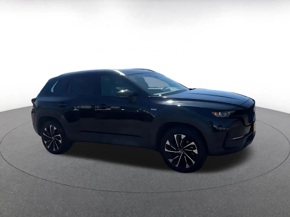 2025 Mazda CX-50 - Image 2 of 31