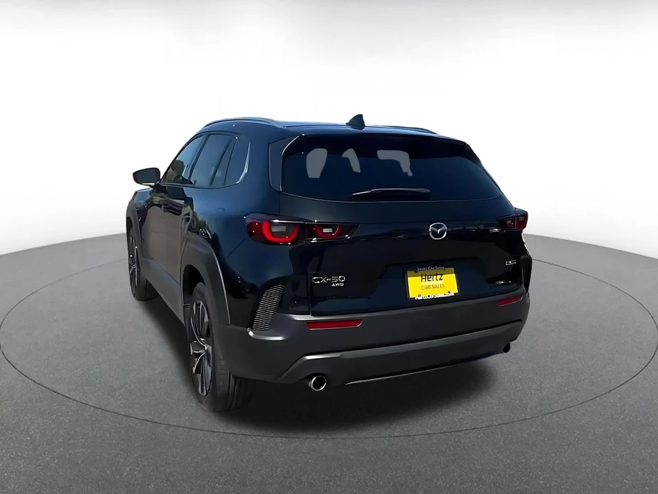 2025 Mazda CX-50 - Image 8 of 31