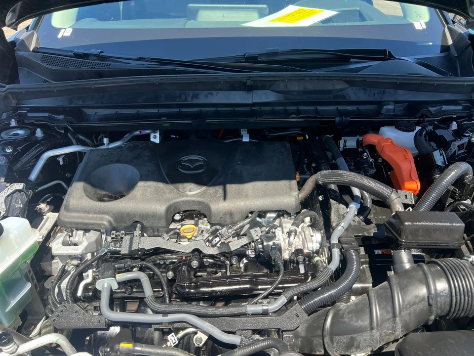 2025 Mazda CX-50 - Image 29 of 31