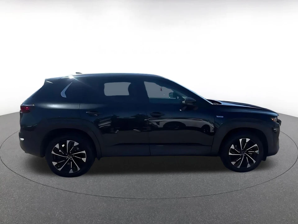 2025 Mazda CX-50 - Image 12 of 31