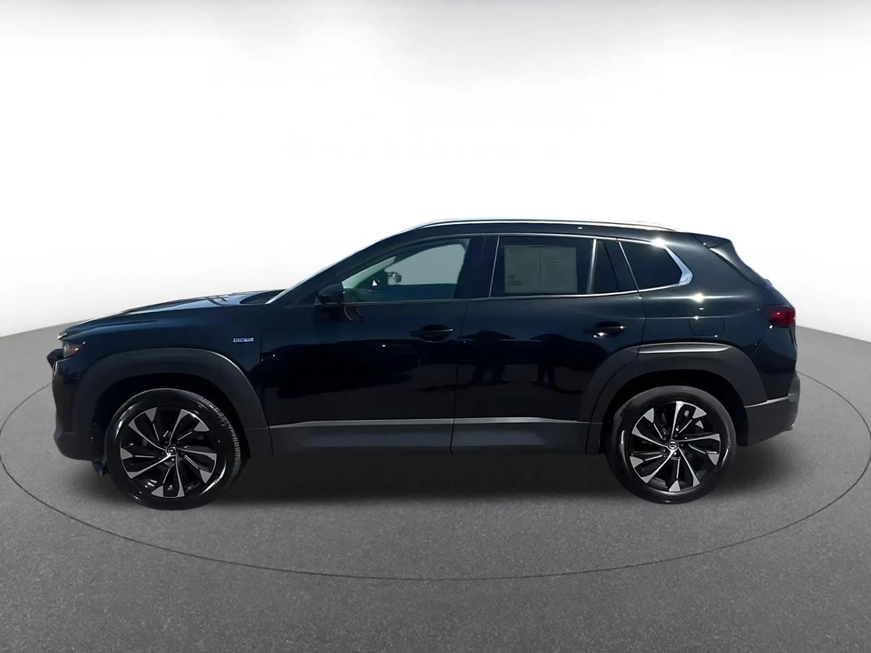 2025 Mazda CX-50 - Image 6 of 31