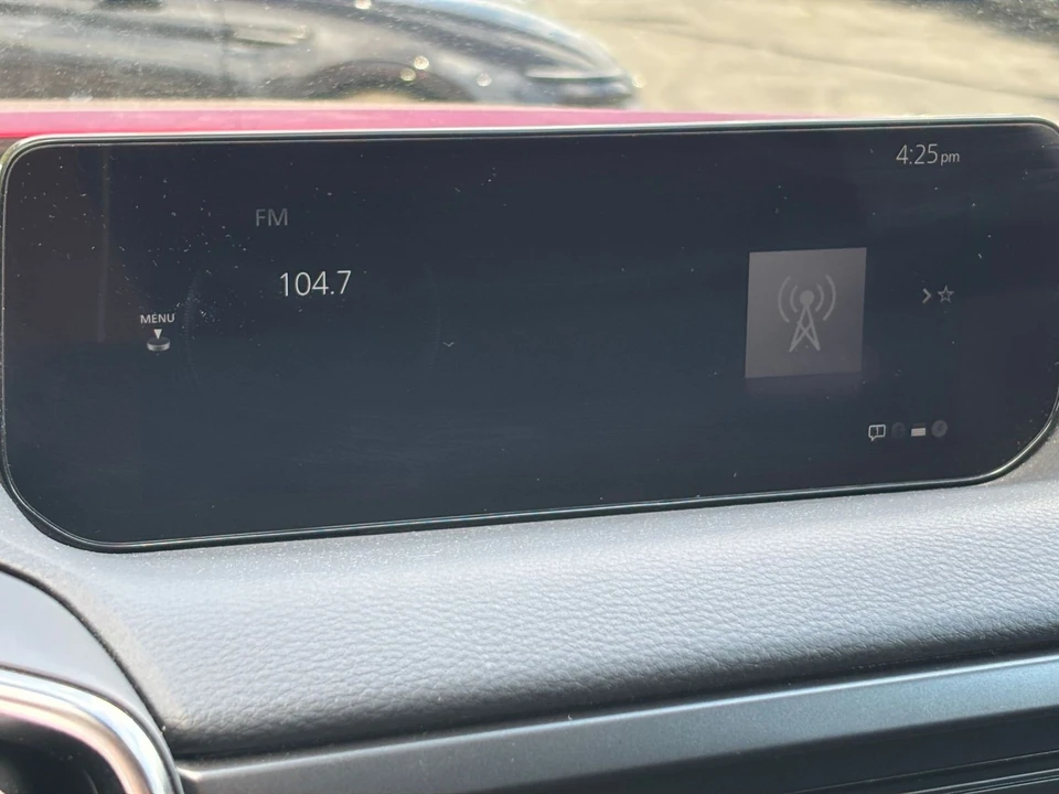 2025 Mazda CX-50 - Image 16 of 31