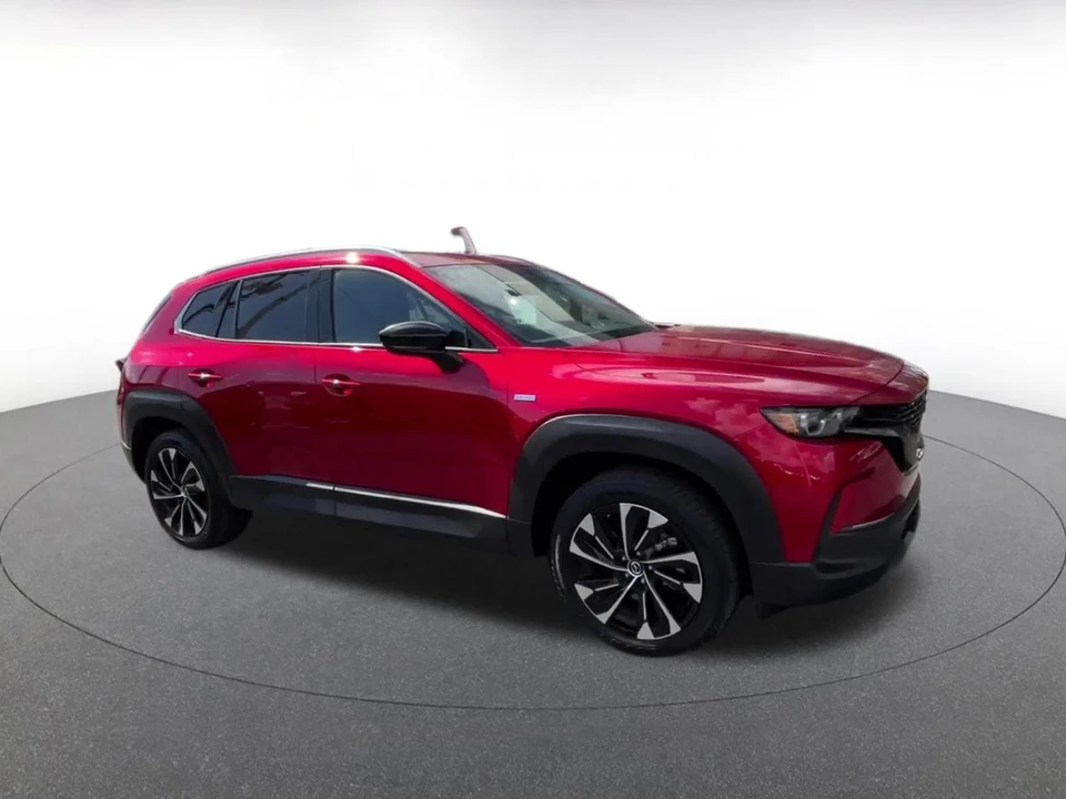 2025 Mazda CX-50 - Image 2 of 31