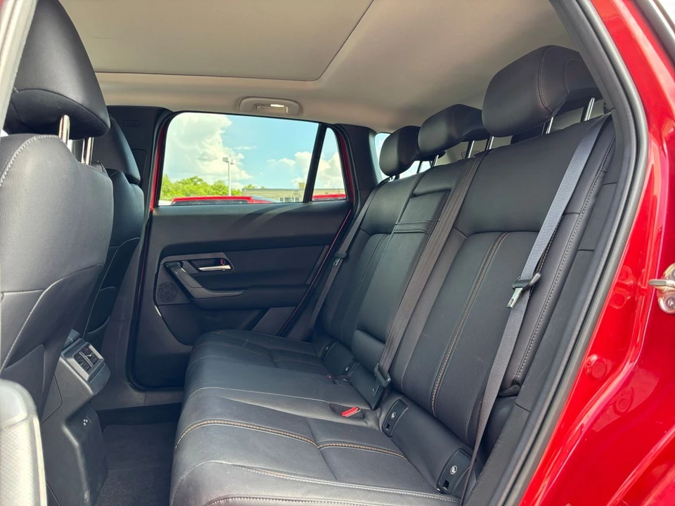 2025 Mazda CX-50 - Image 22 of 31