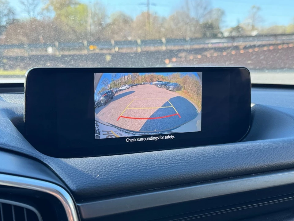 2025 Mazda CX-50 - Image 14 of 31