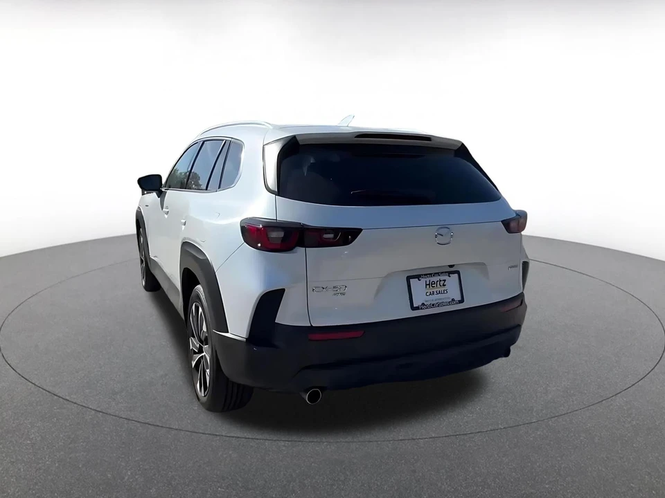 2025 Mazda CX-50 - Image 9 of 31