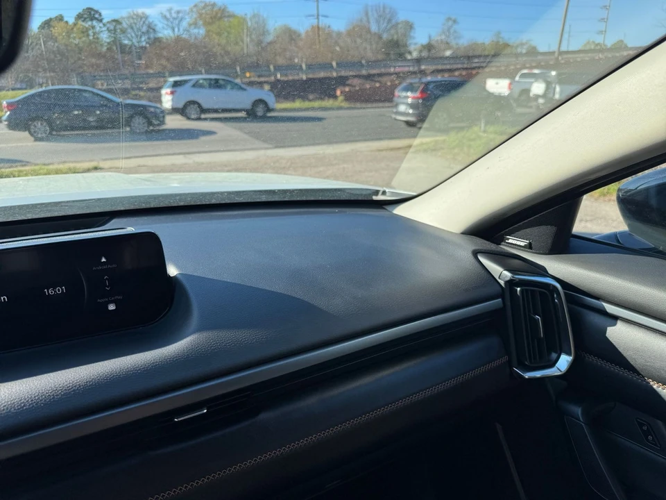 2025 Mazda CX-50 - Image 28 of 31
