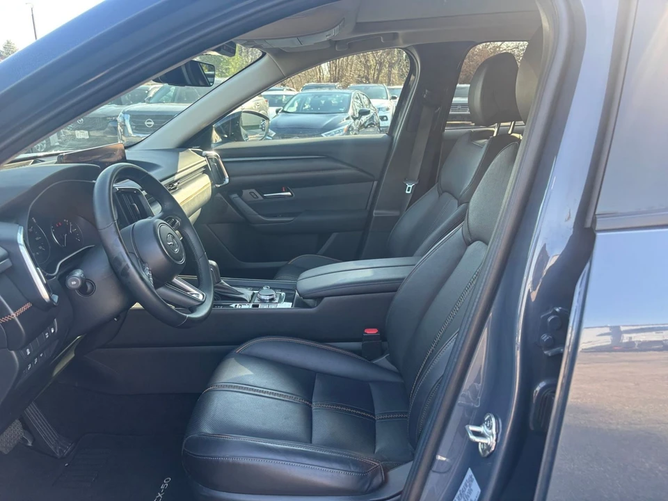2025 Mazda CX-50 - Image 27 of 31