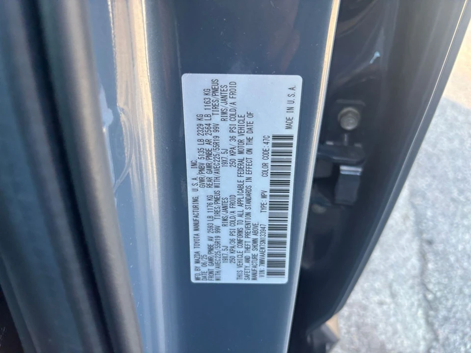 2025 Mazda CX-50 - Image 30 of 31