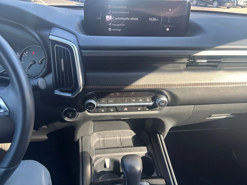 2025 Mazda CX-50 - Image 16 of 31