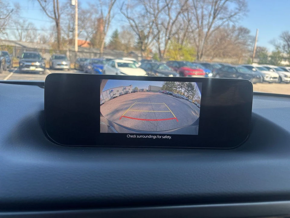 2025 Mazda CX-50 - Image 25 of 31