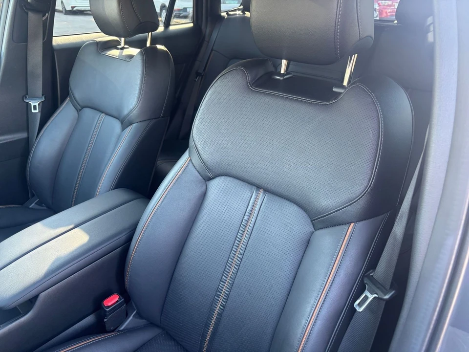 2025 Mazda CX-50 - Image 30 of 31