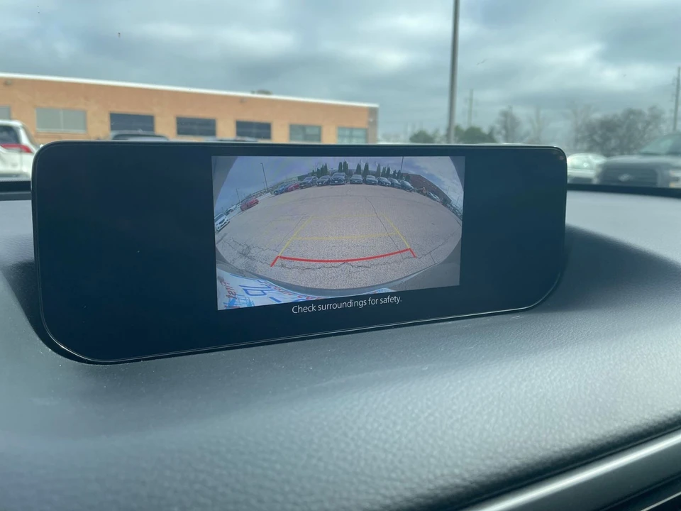 2025 Mazda CX-50 - Image 23 of 31