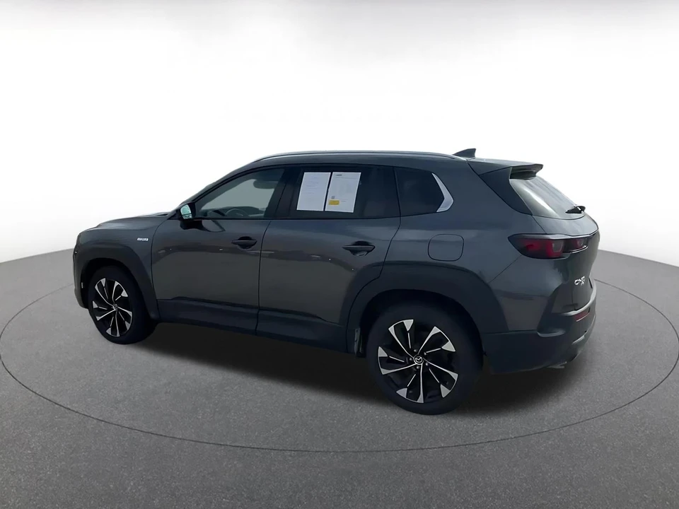 2025 Mazda CX-50 - Image 8 of 31