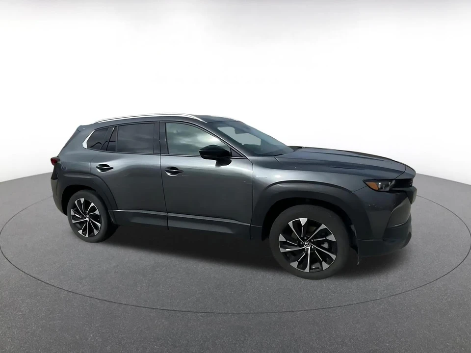 2025 Mazda CX-50 - Image 2 of 31