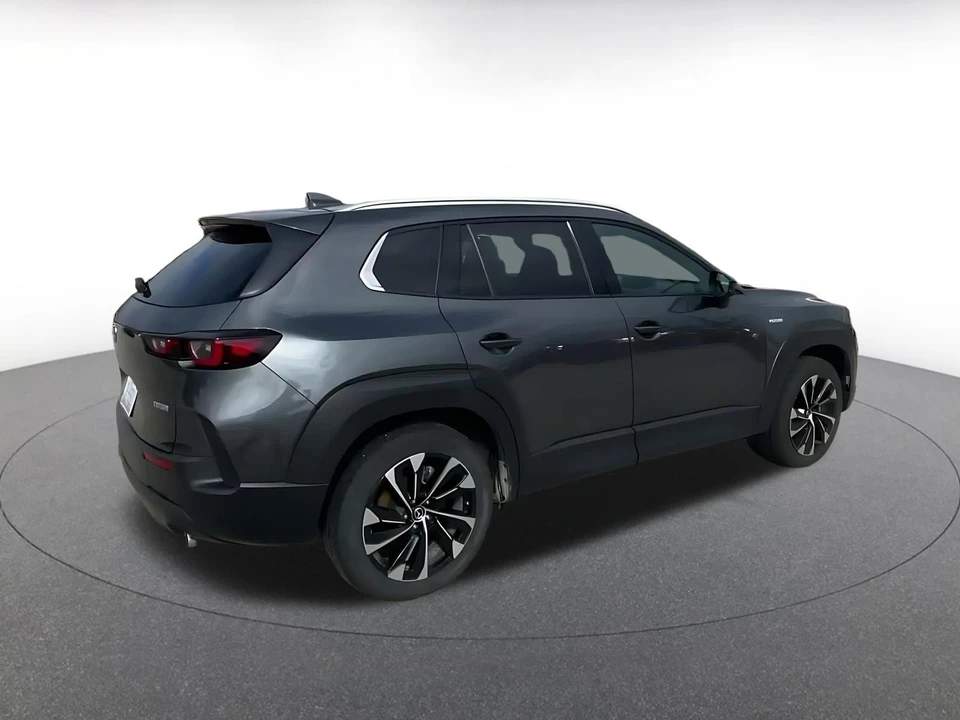 2025 Mazda CX-50 - Image 14 of 31