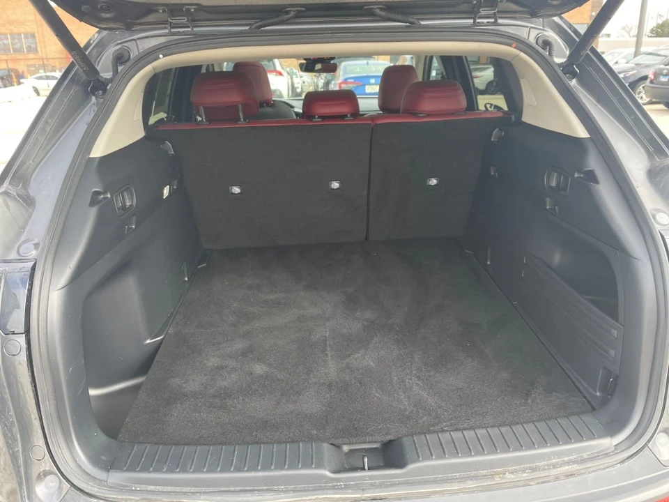 2025 Mazda CX-50 - Image 30 of 31
