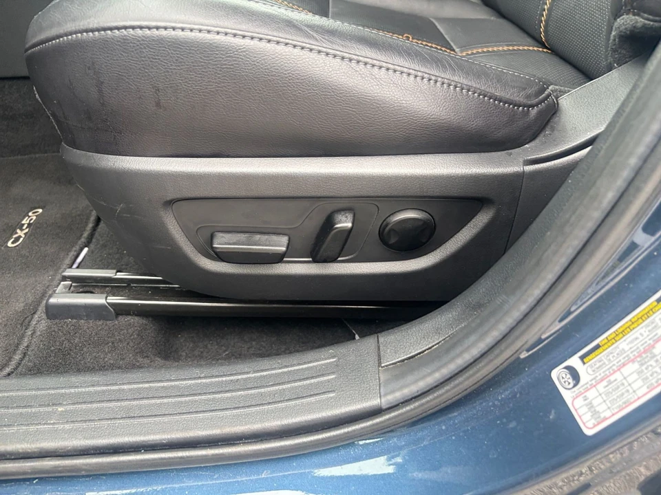 2025 Mazda CX-50 - Image 24 of 31