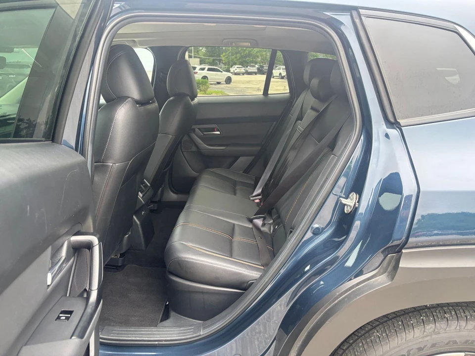 2025 Mazda CX-50 - Image 29 of 31