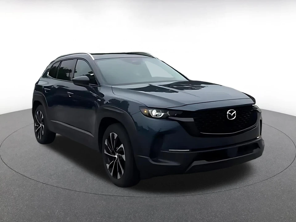 2025 Mazda CX-50 - Image 3 of 31