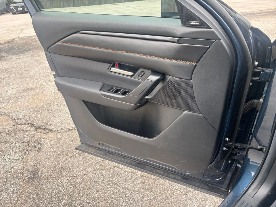 2025 Mazda CX-50 - Image 20 of 31