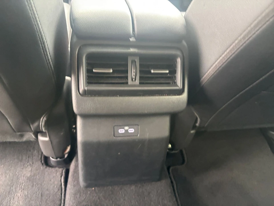 2025 Mazda CX-50 - Image 22 of 31