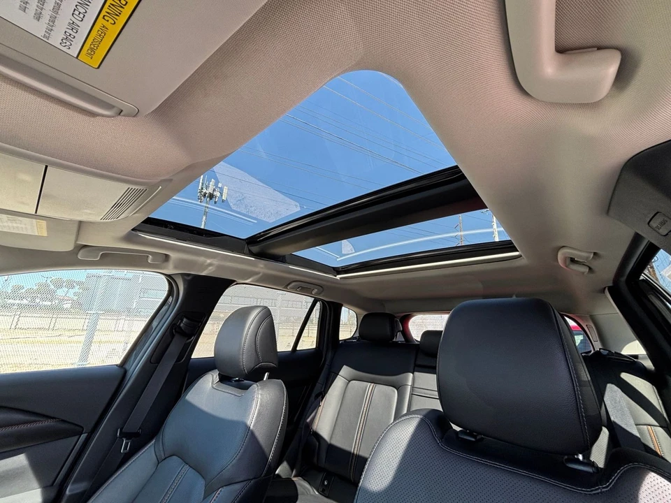 2025 Mazda CX-50 - Image 27 of 31