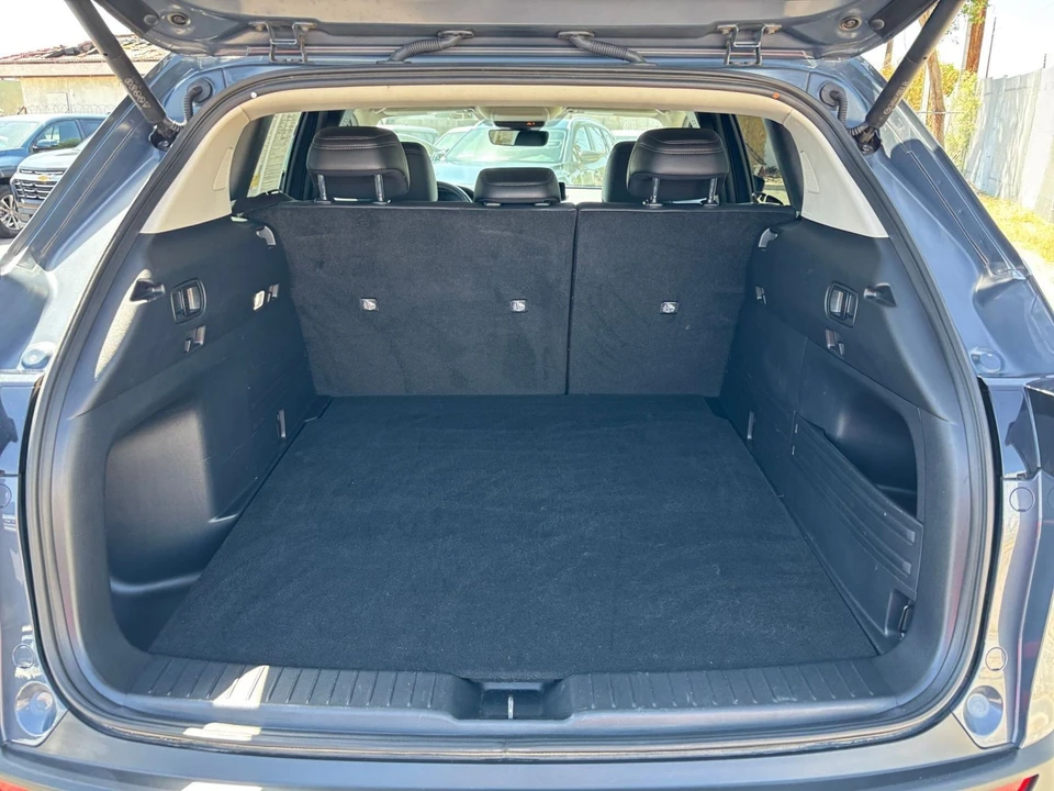 2025 Mazda CX-50 - Image 28 of 31