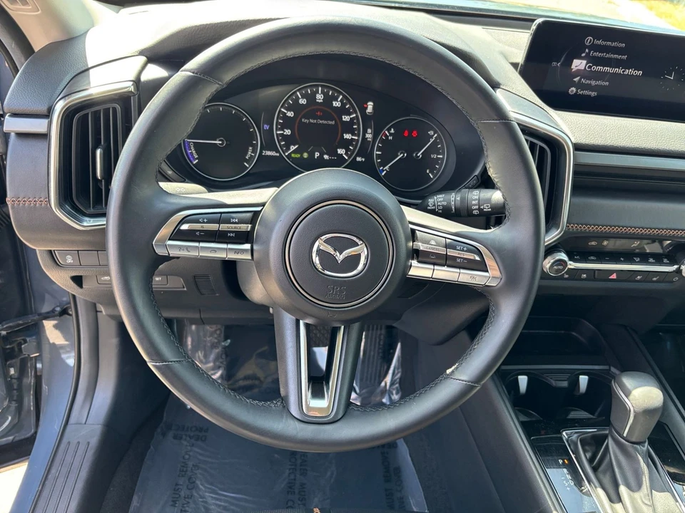2025 Mazda CX-50 - Image 26 of 31