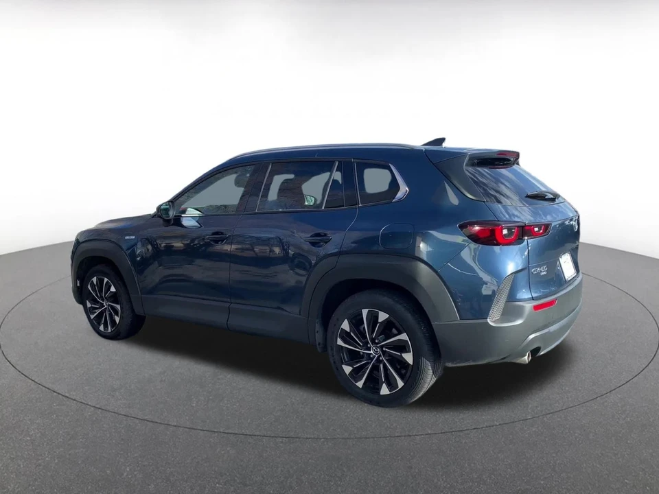 2025 Mazda CX-50 - Image 8 of 31