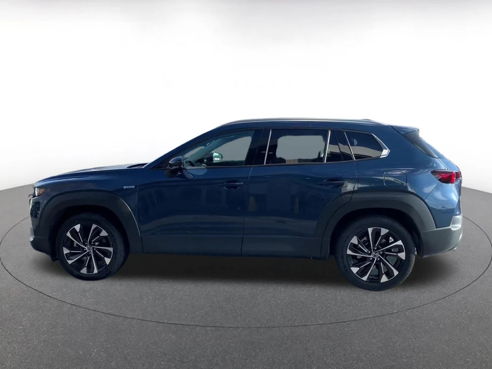 2025 Mazda CX-50 - Image 7 of 31