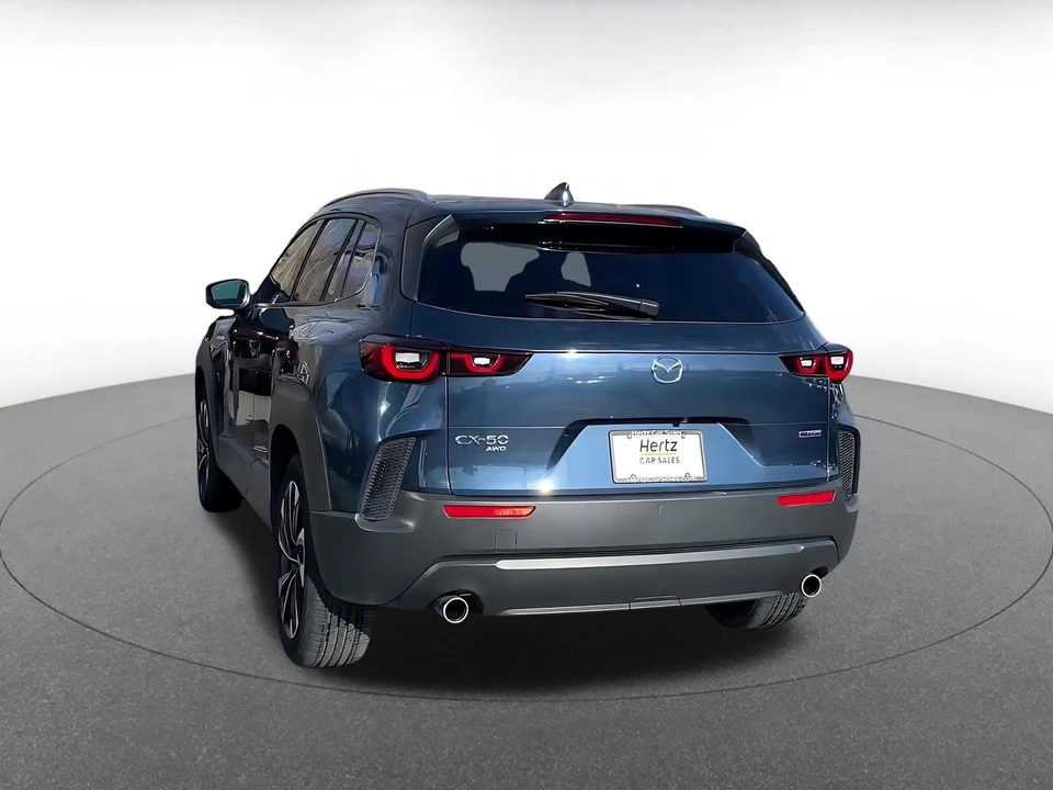 2025 Mazda CX-50 - Image 9 of 31