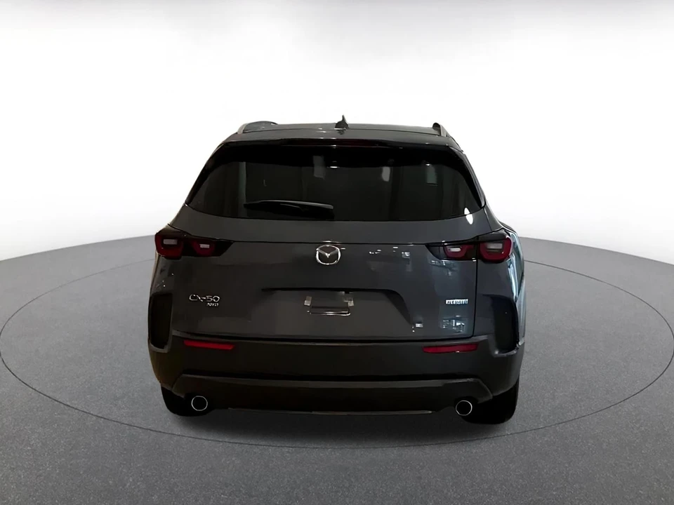 2025 Mazda CX-50 - Image 11 of 31