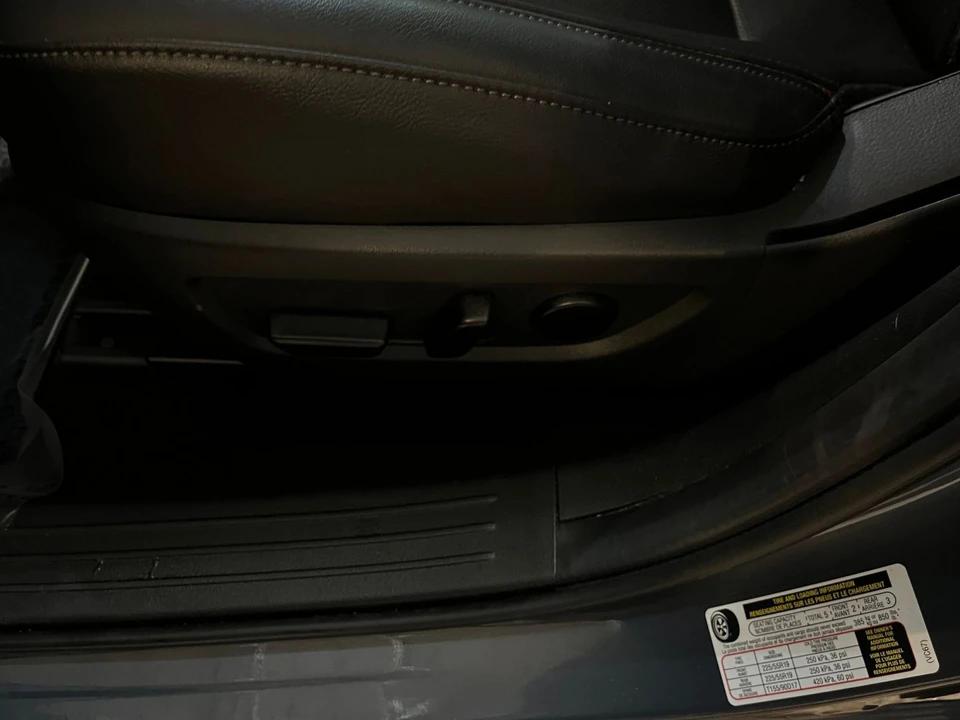 2025 Mazda CX-50 - Image 20 of 31