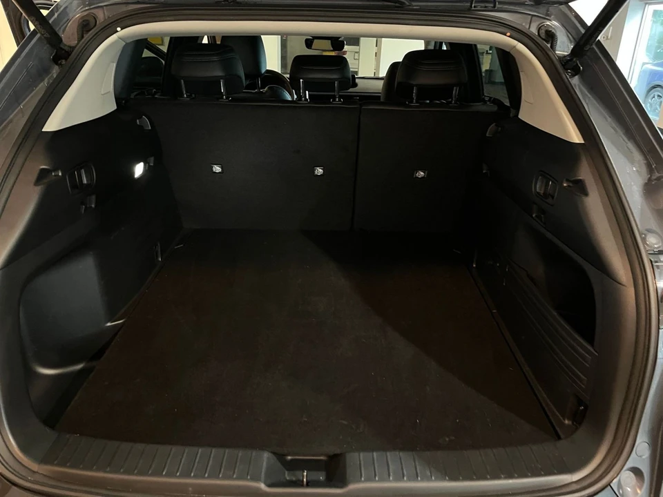 2025 Mazda CX-50 - Image 30 of 31