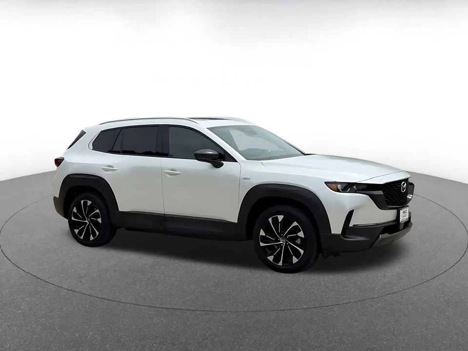 2025 Mazda CX-50 - Image 2 of 31