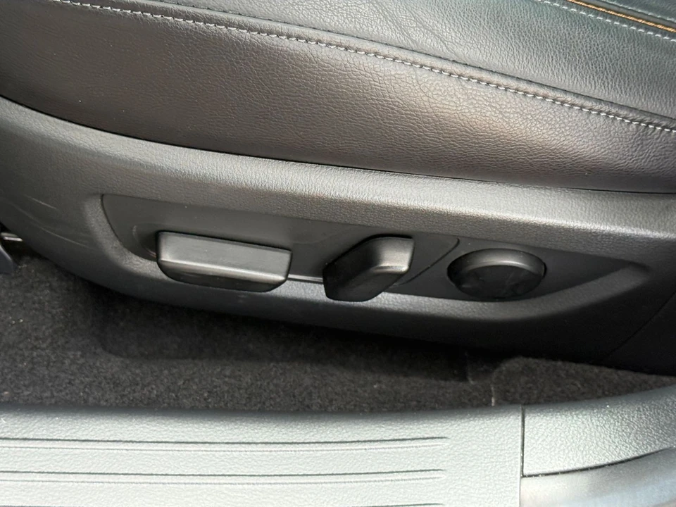 2025 Mazda CX-50 - Image 21 of 31
