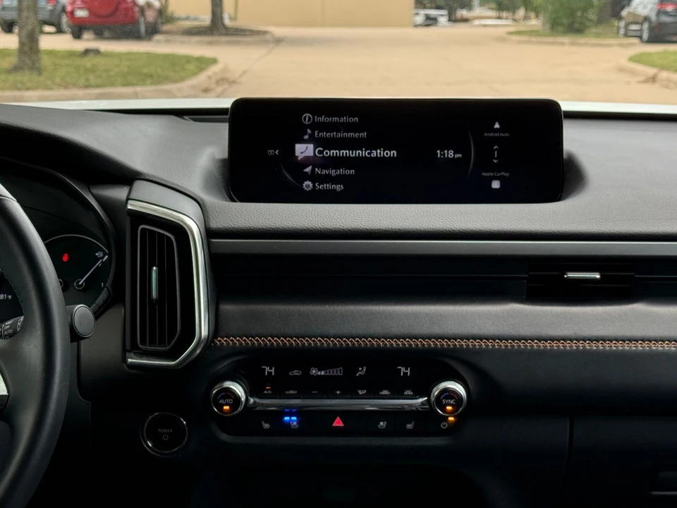 2025 Mazda CX-50 - Image 16 of 31