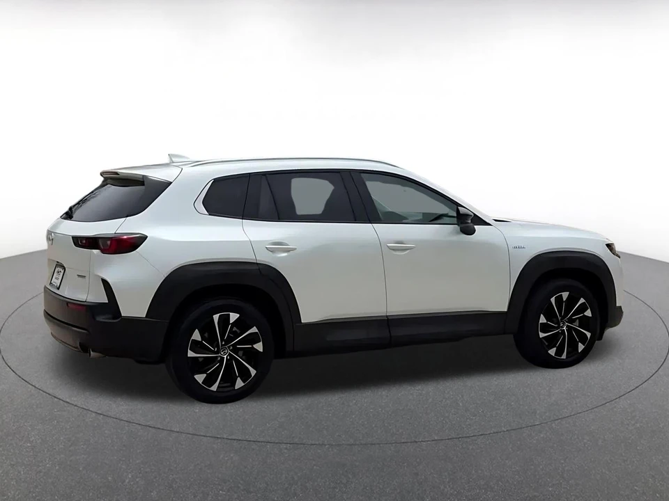 2025 Mazda CX-50 - Image 14 of 31