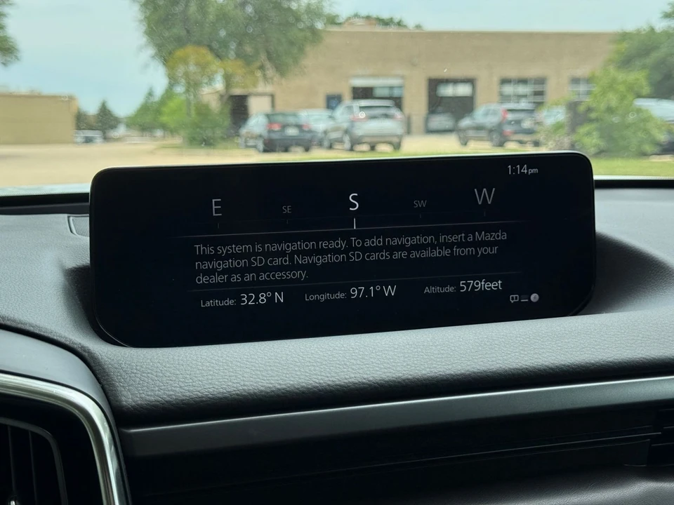 2025 Mazda CX-50 - Image 18 of 31