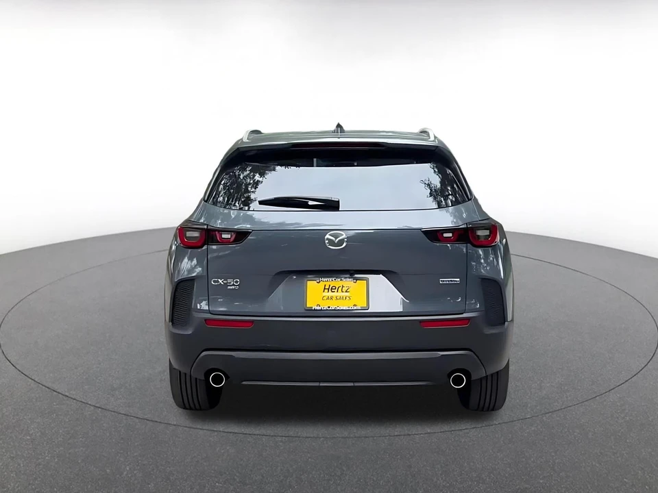 2025 Mazda CX-50 - Image 16 of 31