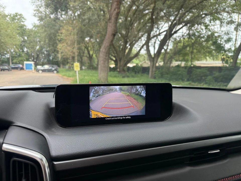 2025 Mazda CX-50 - Image 20 of 31