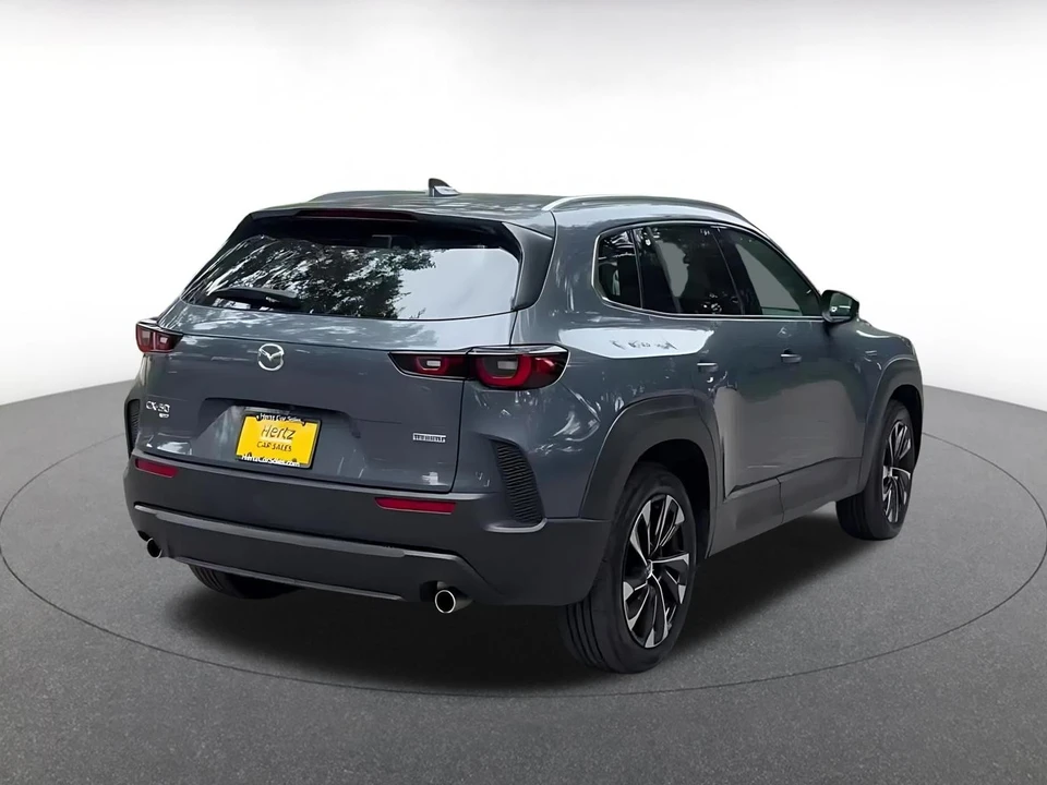 2025 Mazda CX-50 - Image 17 of 31