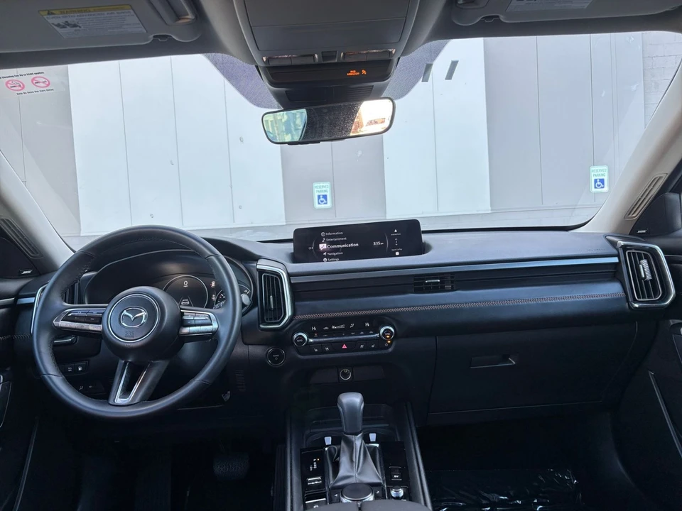 2025 Mazda CX-50 - Image 30 of 31