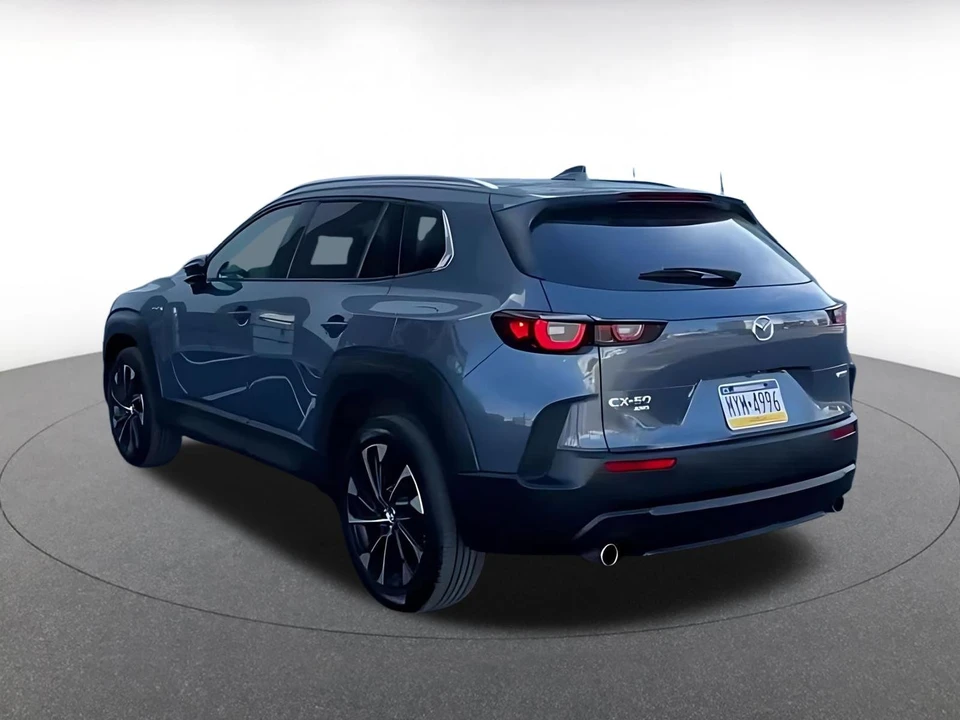 2025 Mazda CX-50 - Image 6 of 31